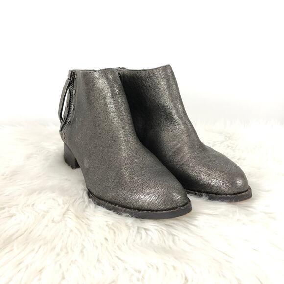 Vince Camuto 6.5 M Womens Pewter Metallic Catile Heeled Ankle Booties - Picture 1 of 8